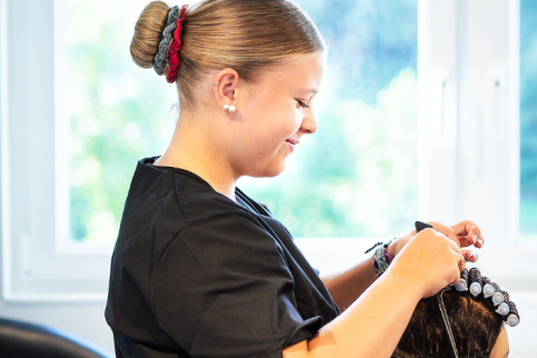 Coiffure Victorine Magne